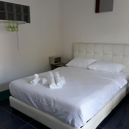 Chinn House Karon Esterno foto